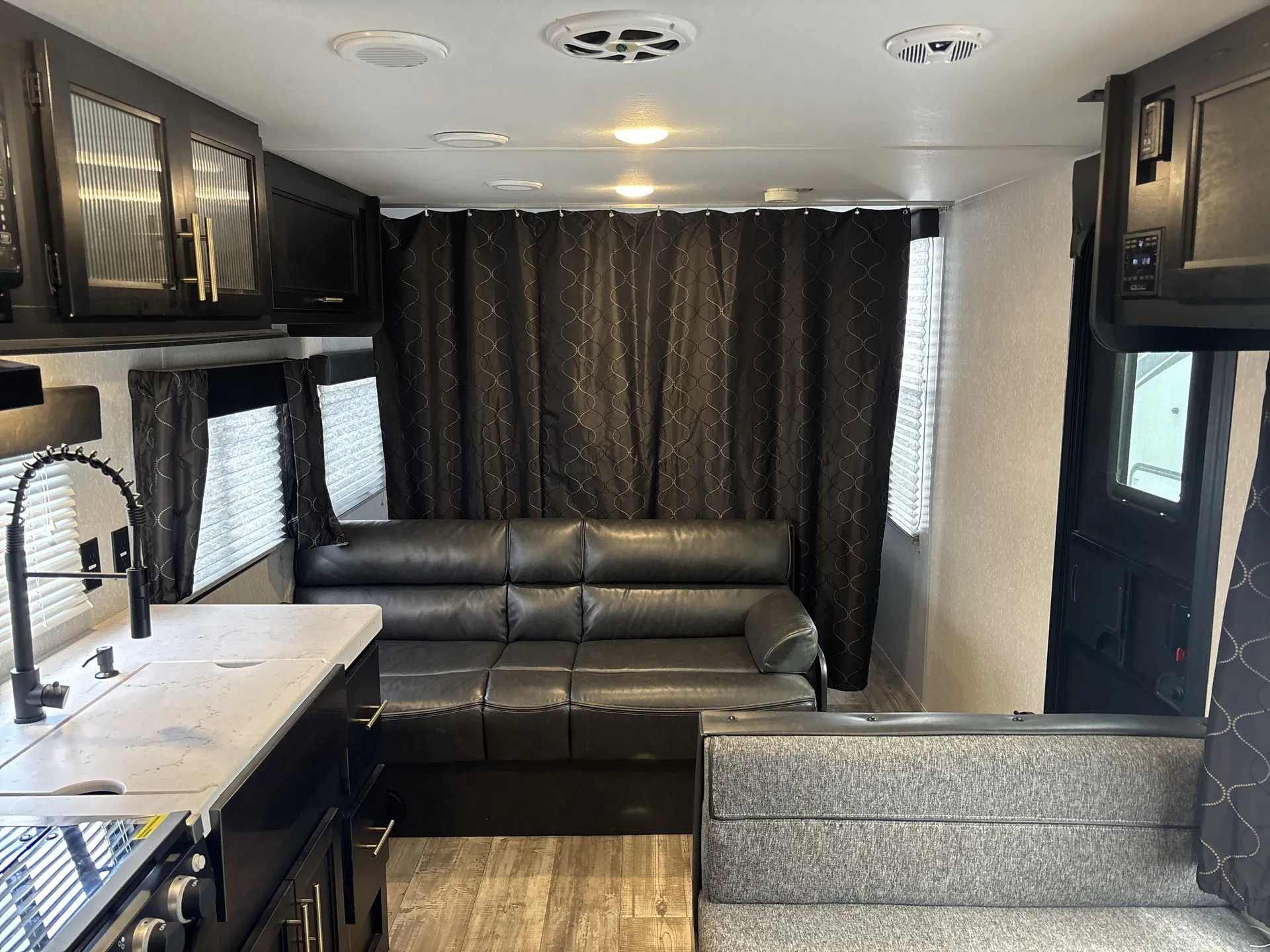 2022 Forest River Cherokee Grey Wolf 26DJSE — living area main