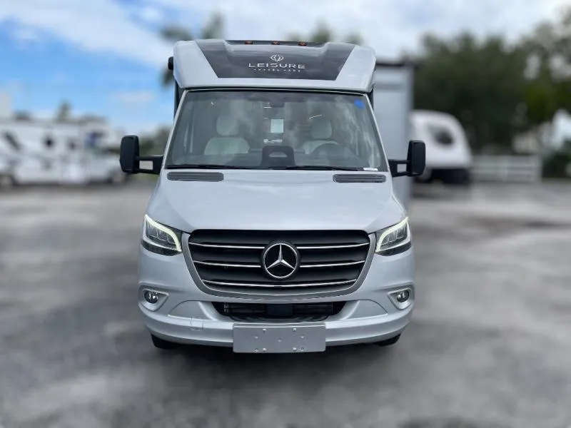 2025 Leisure Travel Vans Unity 24MBL - Photo 2