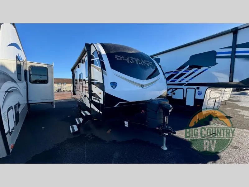 2023 Keystone Outback Ultra-Lite 210URS - Photo 2
