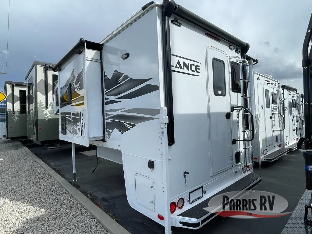 2026 Lance Lance Truck Campers 1062 - Photo 4