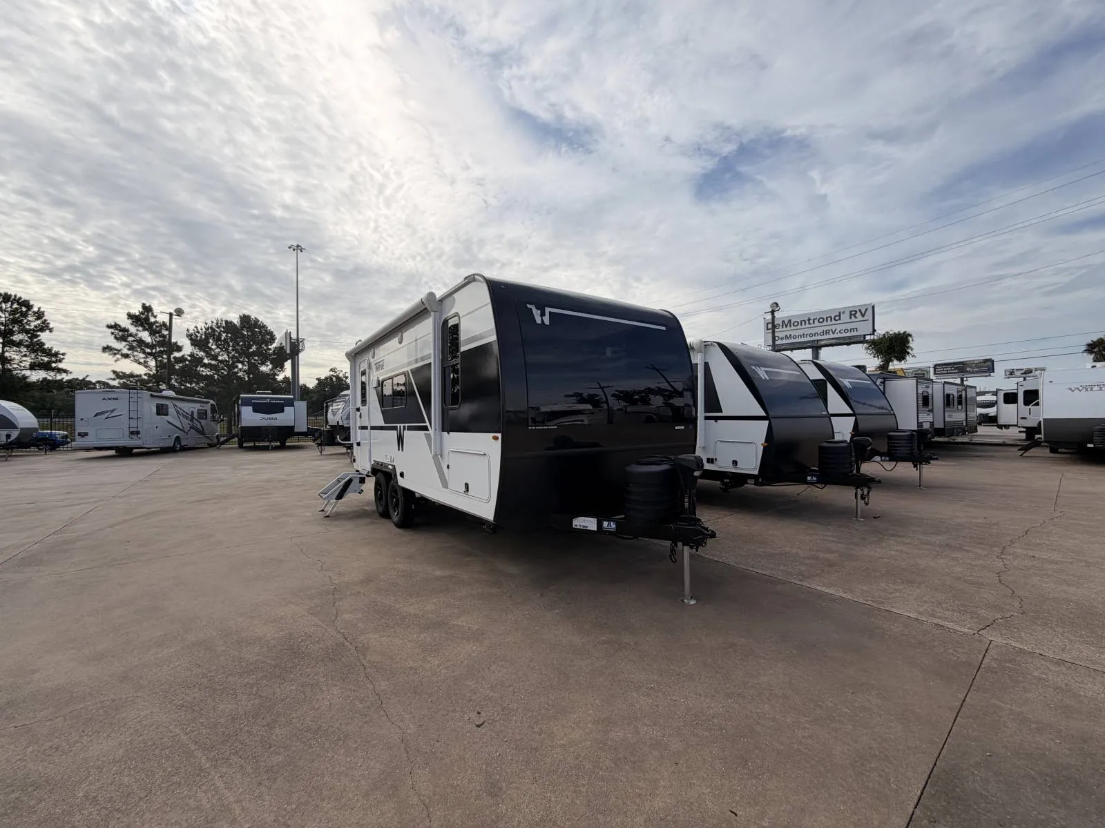 2026 Winnebago Thrive 18FBS - Photo 2