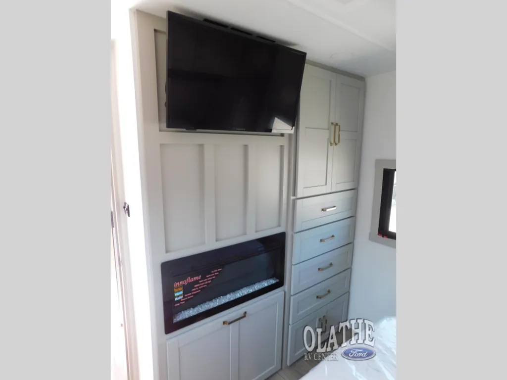 2026 Brinkley Model Z Air 297, Photos photo 22