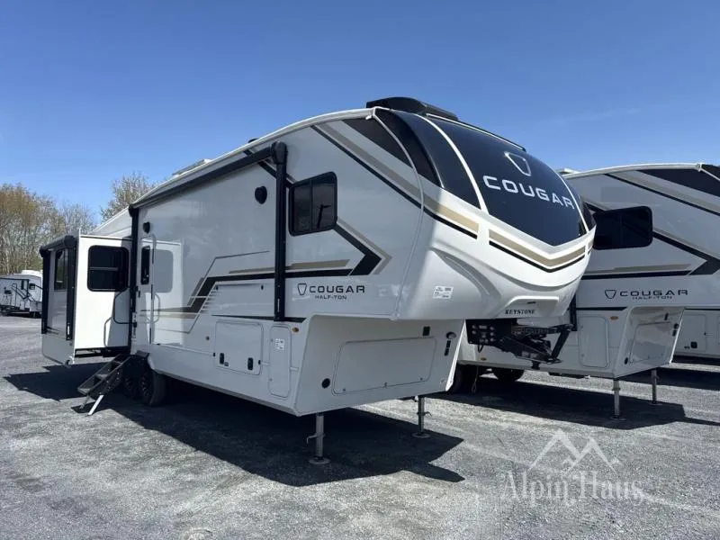 2026 Keystone Cougar Half-Ton 29MBD - Photo 2