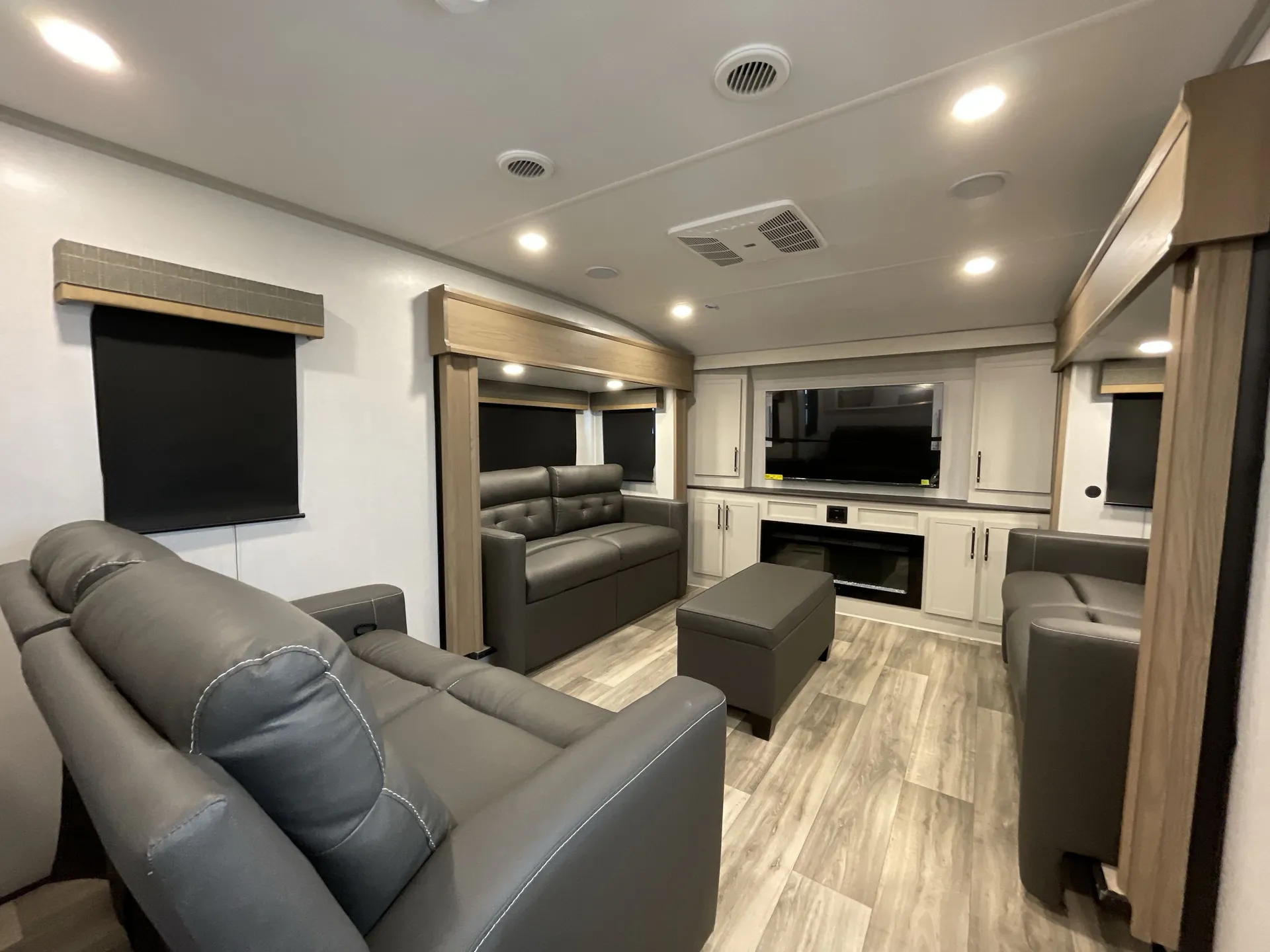2026 dutchmen Astoria 3803FLP — living area main