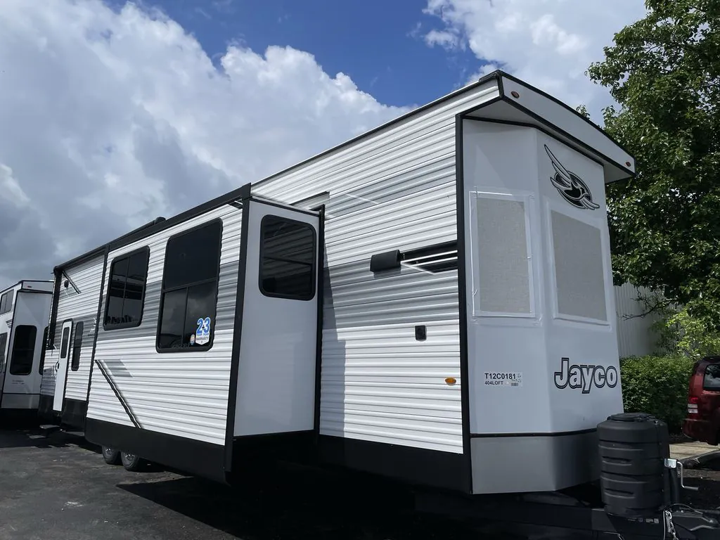 2026 Jayco Jay Flight Bungalow 404LOFT DS