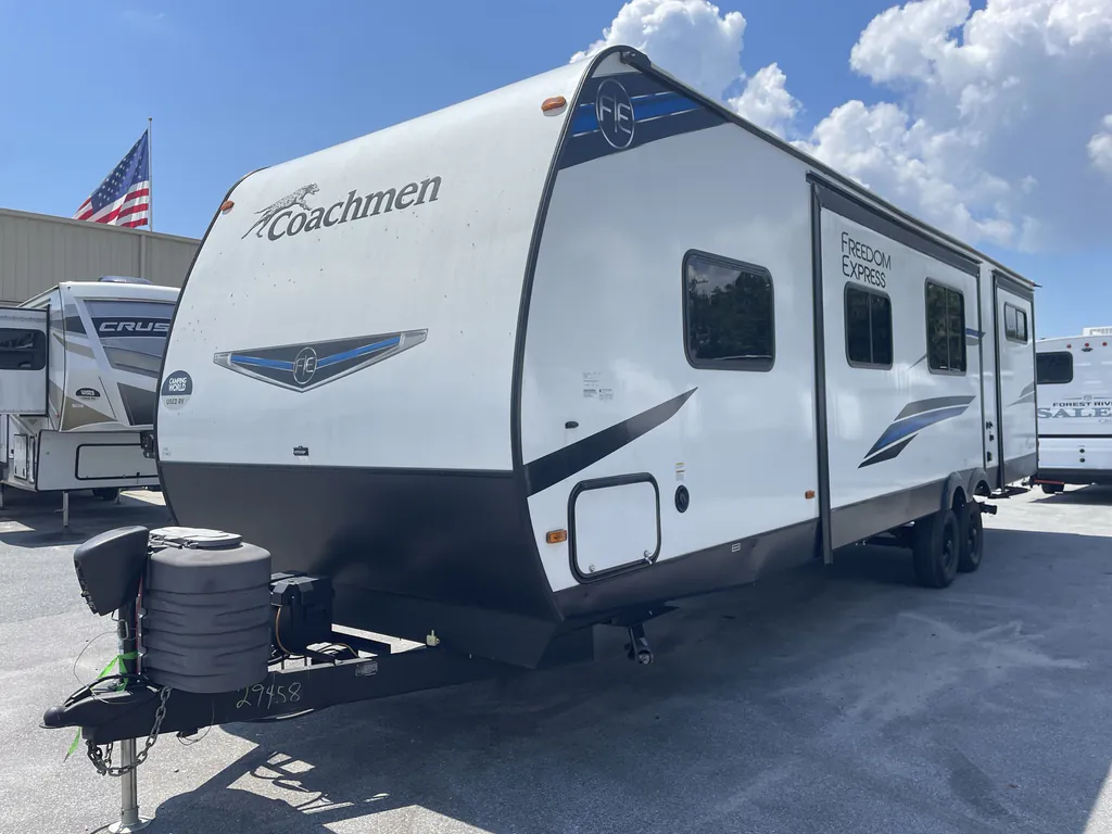 2024 Coachmen Freedom Express Select 31SE, Photos photo 4