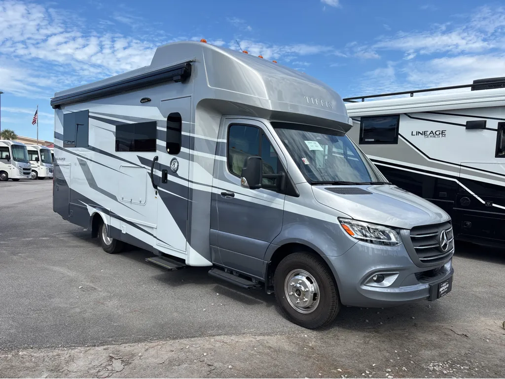 2026 Tiffin Wayfarer 25 XLW - Photo 2