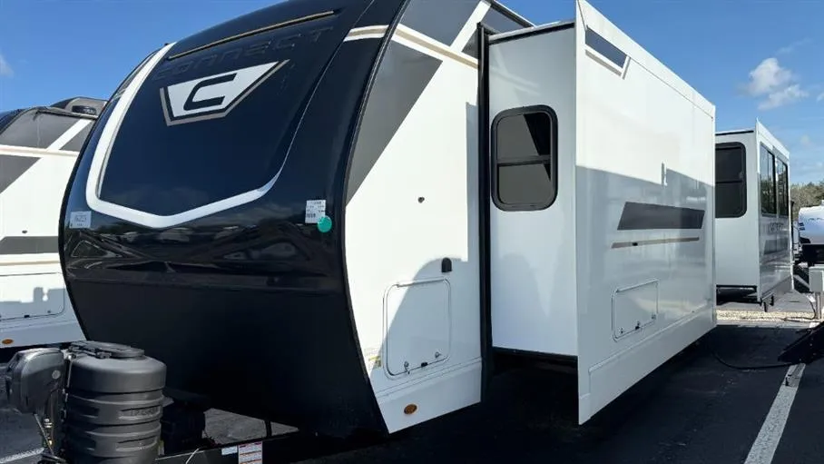 2026 KZ Connect C333RLK - Photo 3