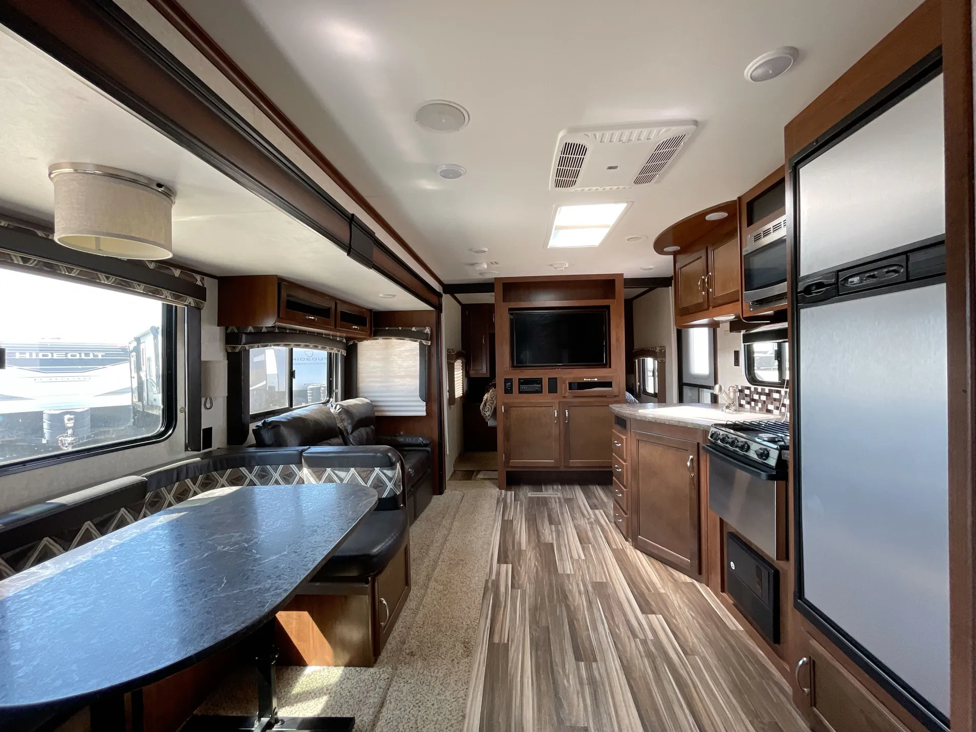 2026 Thor Motor Coach Freedom Elite 24KE — living area main