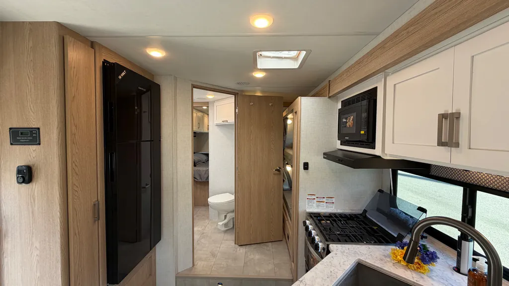 2026 Thor Motor Coach Freedom Elite 31FE, Photos photo 13