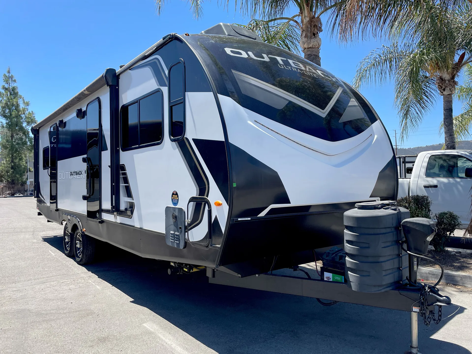 2024 Keystone Outback Ultra-Lite 271UFK - Photo 2