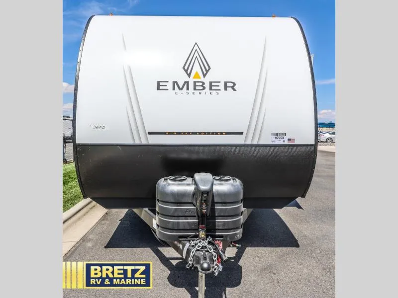 2026 Ember RV E-Series 19ETS - Photo 3