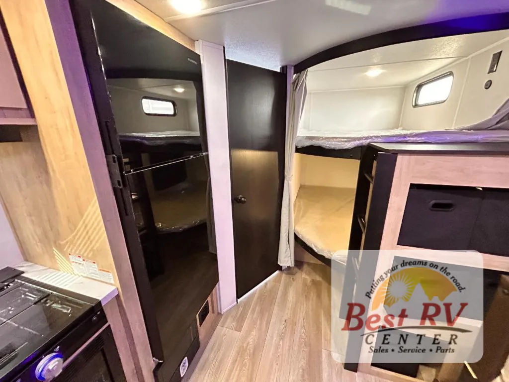 2027 Forest River Cherokee Grey Wolf 26KF, Photos photo 31