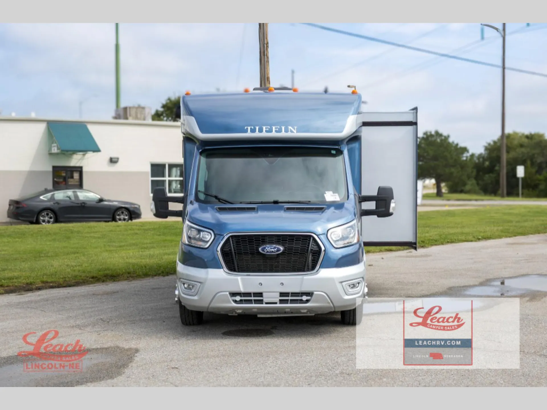 2025 Tiffin Midas 24 MT - Photo 4