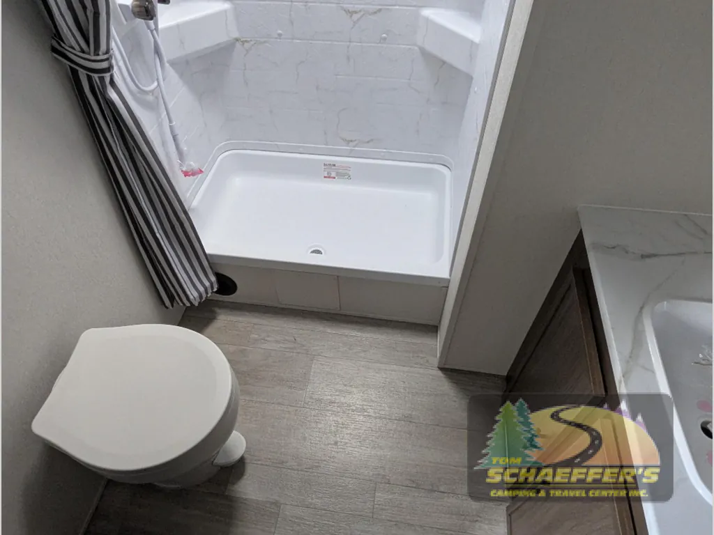 2027 Forest River Avenger 28QBS, Photos photo 20