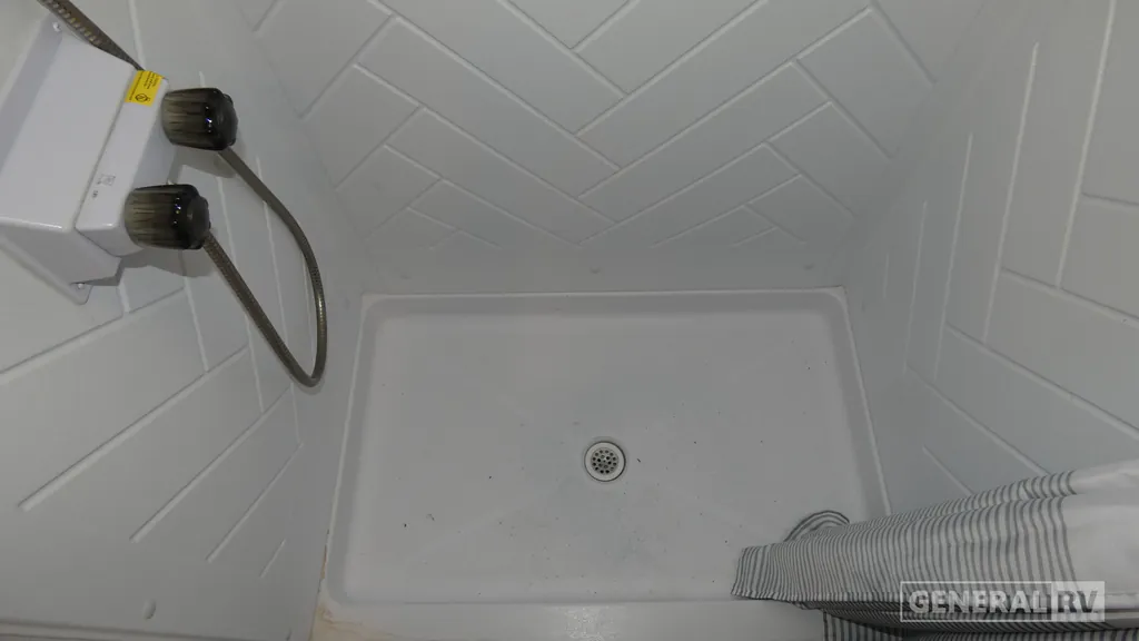 2022 Forest River Wildwood FSX 178BHSK, Photos photo 20