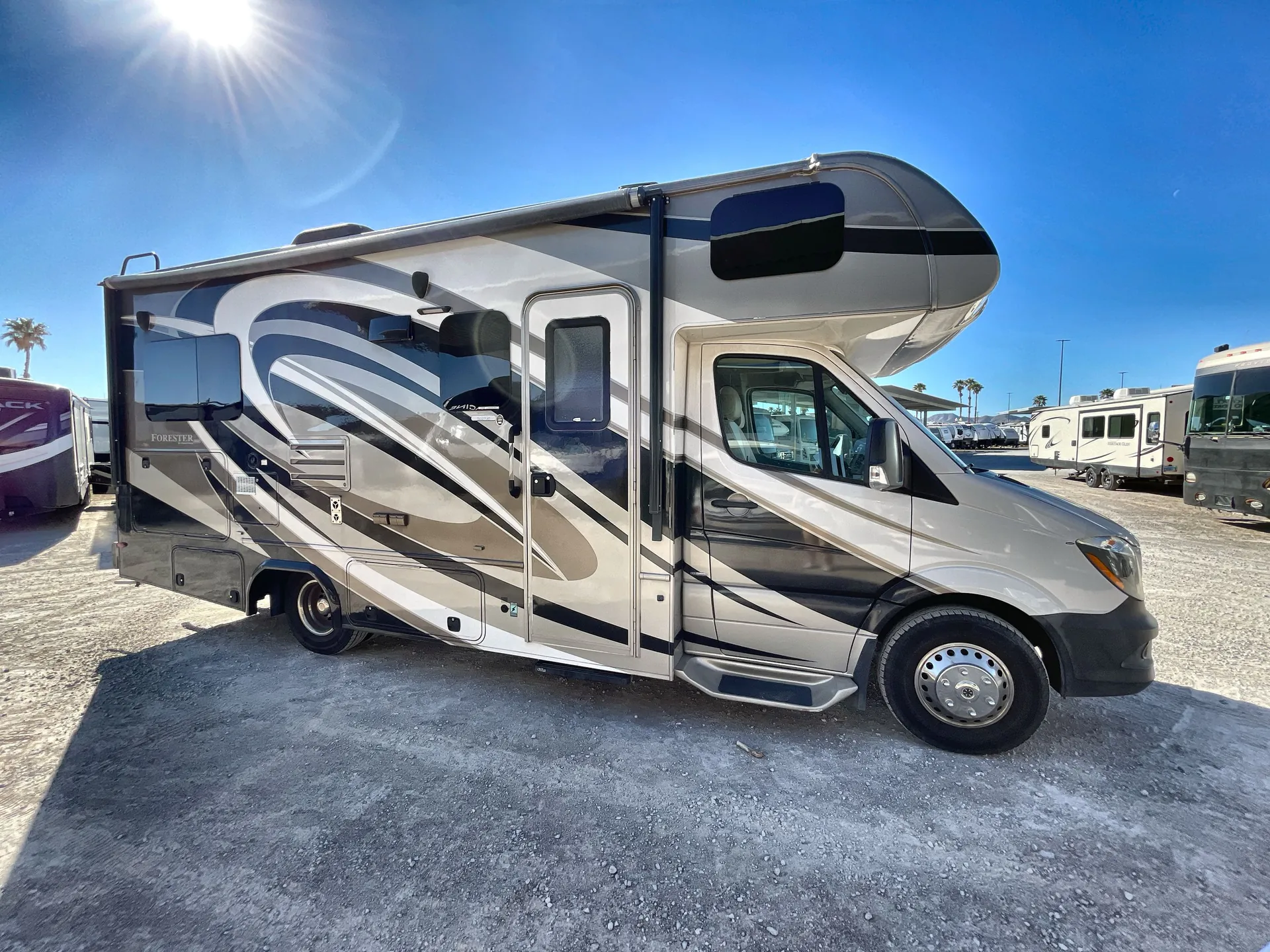 2017 Forest River Forester Mbs 2401S - Photo 2