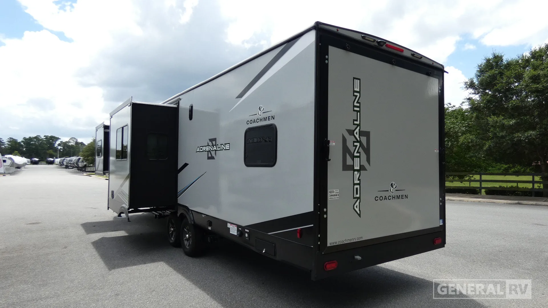 2026 Coachmen Adrenaline 30GS - Photo 4