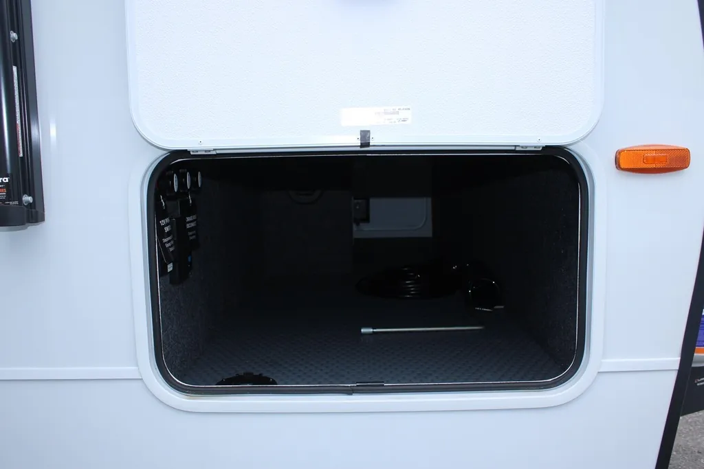 2026 Brinkley Model Ix 20X, Photos photo 6