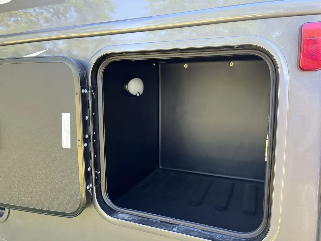 2027 Entegra Coach Vision XL 36C, Photos photo 34