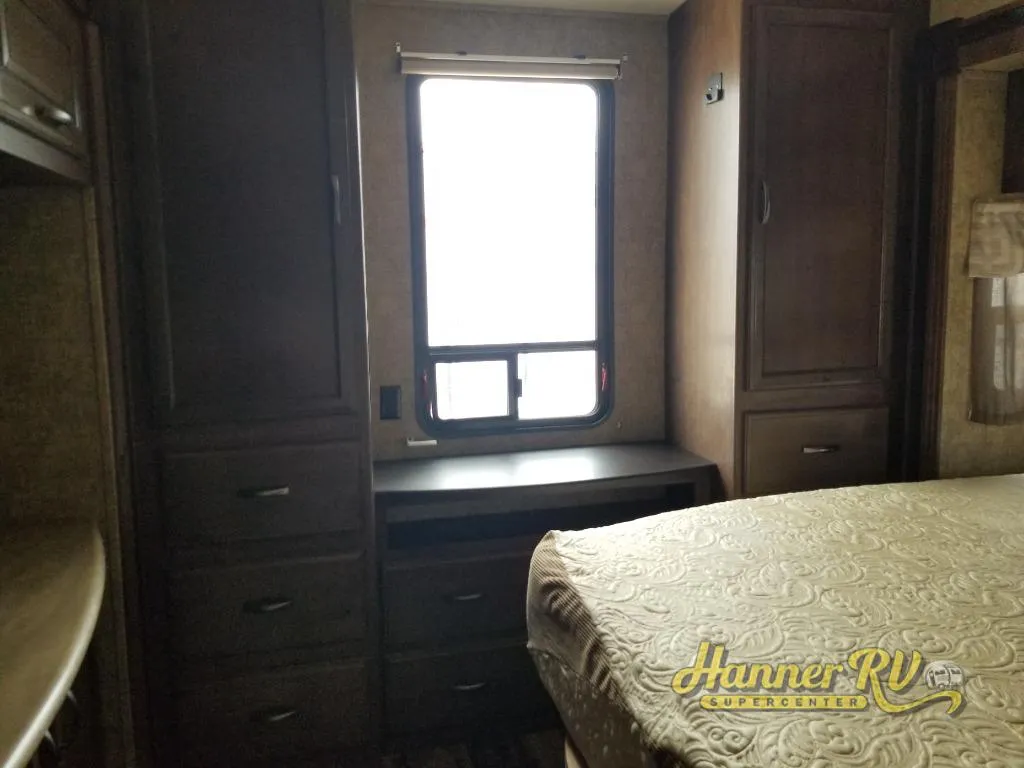 2018 Forest River Sandpiper 379FLOK - Photo 4