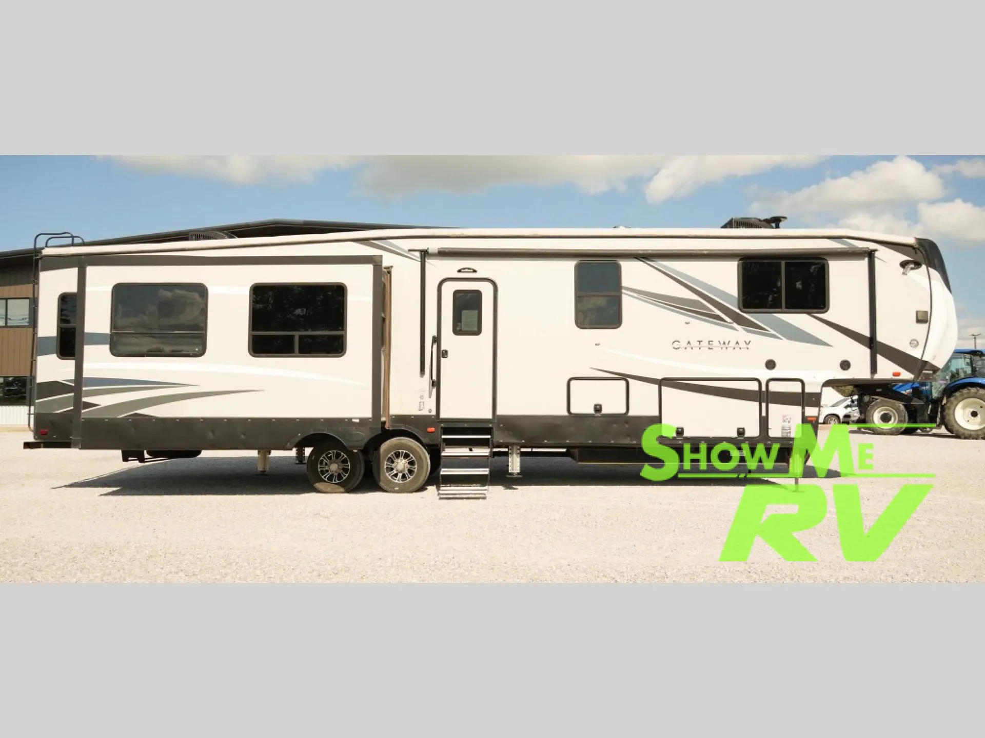 2019 Heartland Gateway 3900 - Photo 3