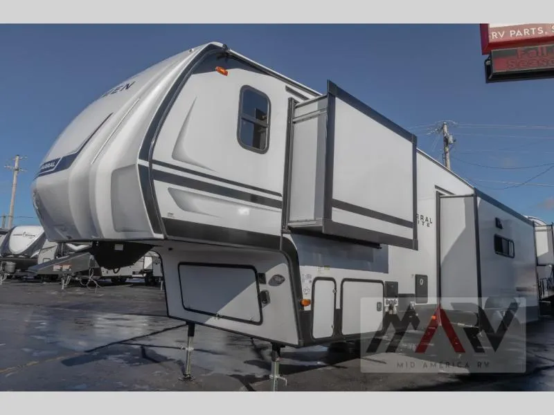 2026 Coachmen Chaparral Lite 27BAR - Photo 3