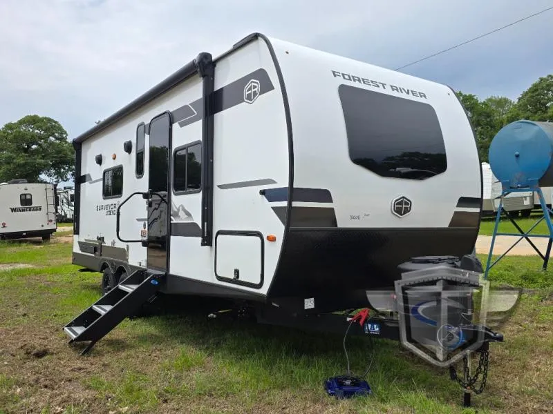 2026 Forest River Surveyor Legend 204MKLE - Photo 2