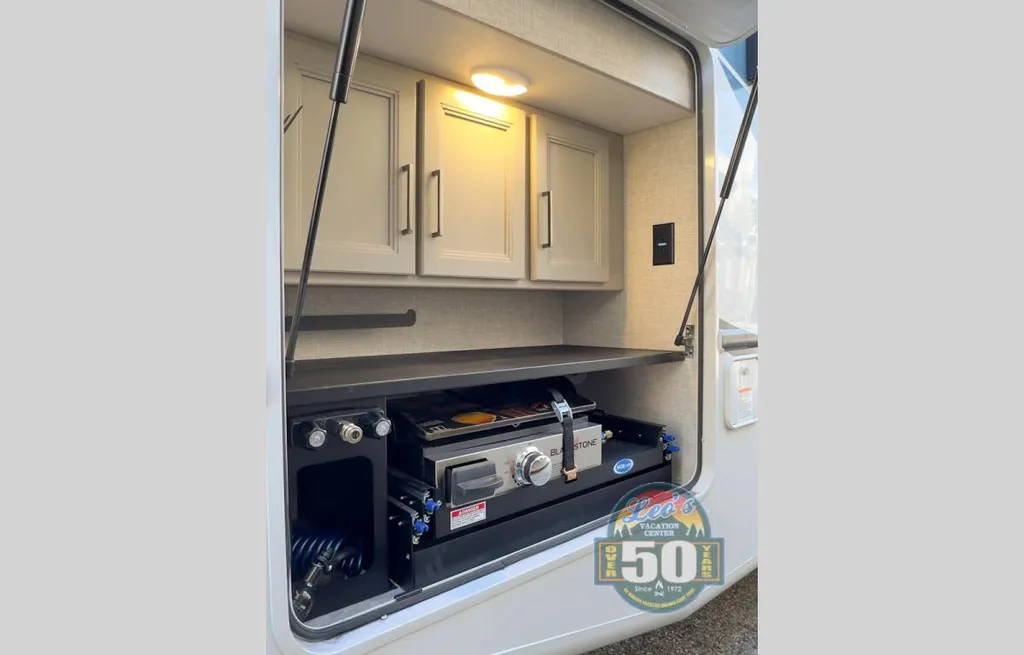 2025 Thor Motor Coach Windsport 29L, Photos photo 3
