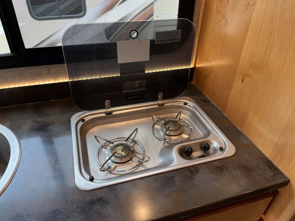 2017 Tiffin Wayfarer 24 QW, Photos photo 14