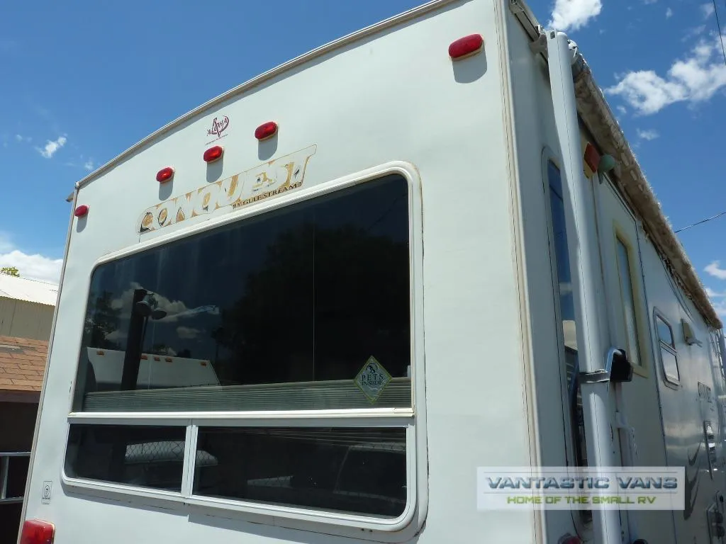 2009 GULFSTREAM CONQUEST 245 FBW - Photo 4
