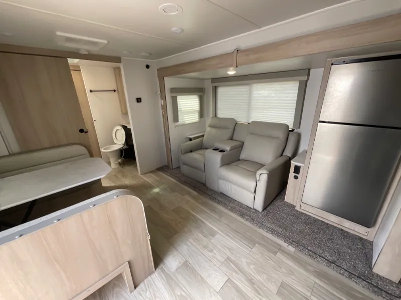 2023 Winnebago Minnie 2832FK - Photo 4