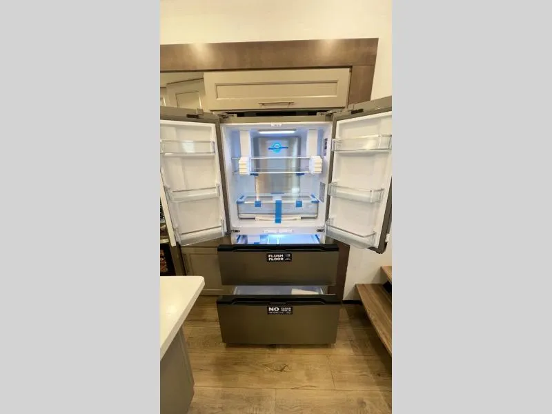 2026 Alliance RV Paradigm 340RL - Photo 3