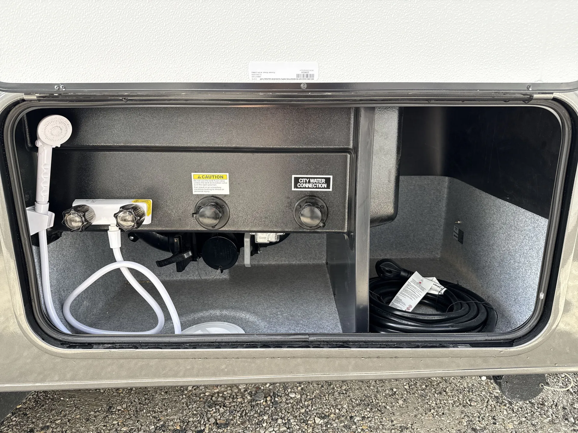 2027 Forest River Sunseeker 2860DS — backside