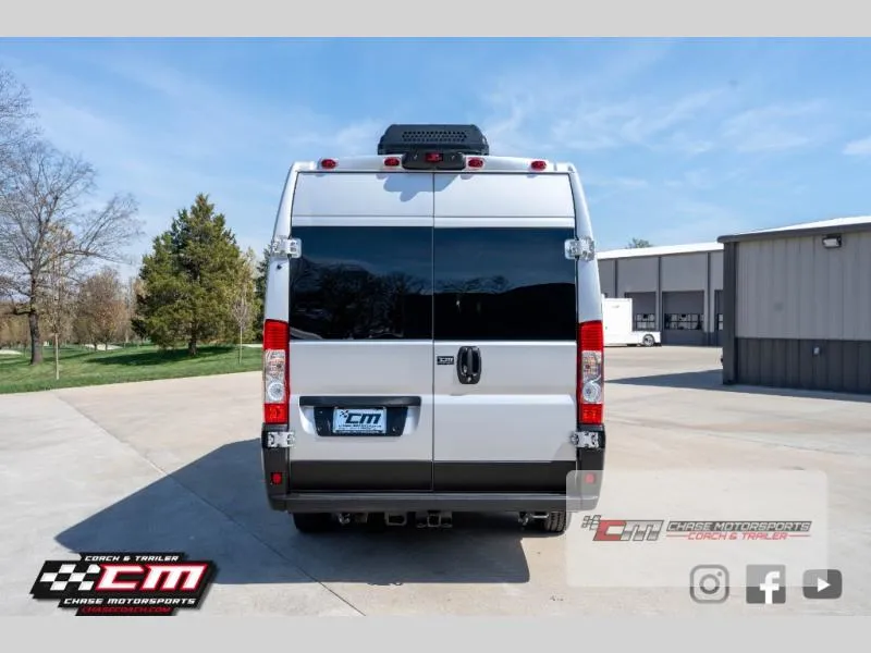 2025 Outback Customs Motorhome New    Ram ProMaster Chassis - Photo 4