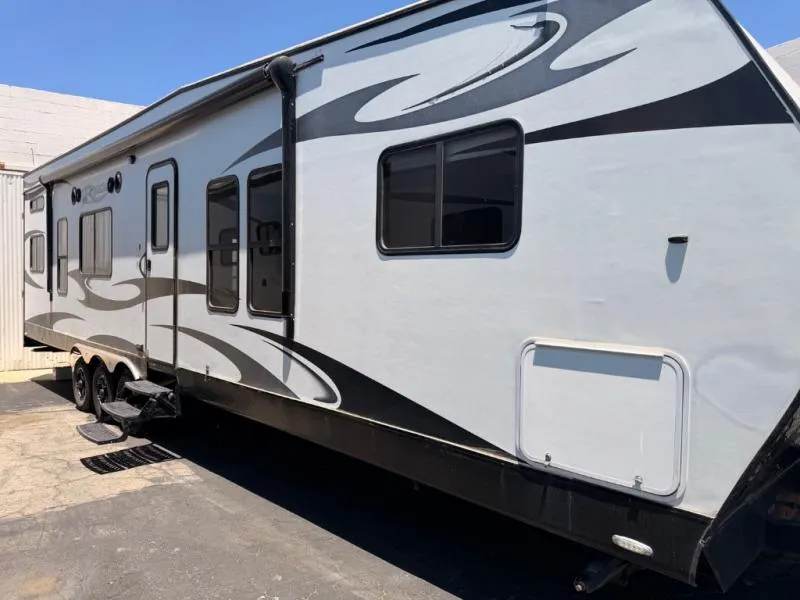 2017 Genesis Supreme Ragen 32FBSL - Photo 4