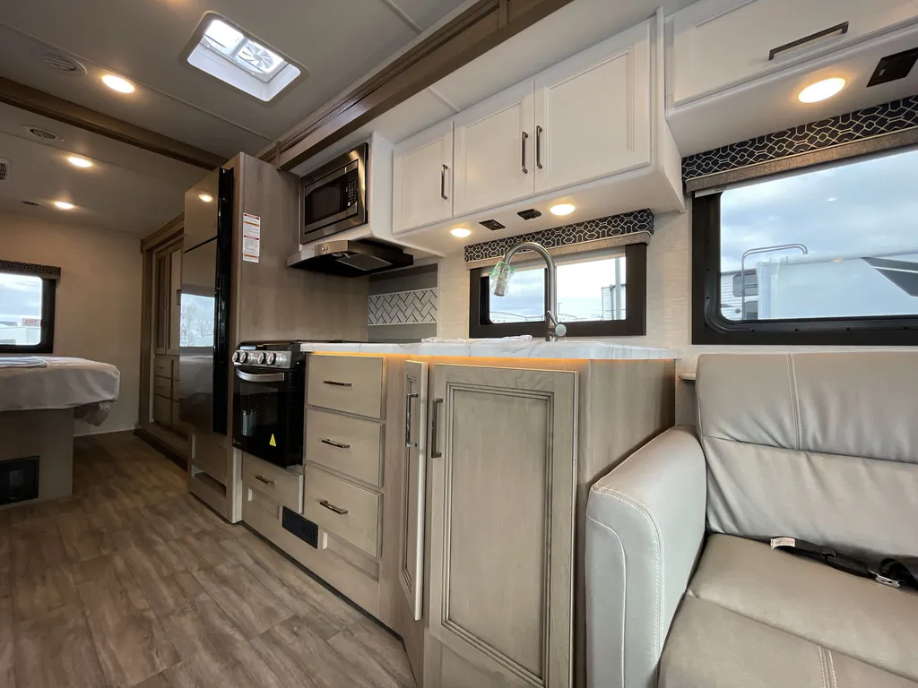 2026 Thor Motor Coach Freedom Traveler A29, Photos photo 11