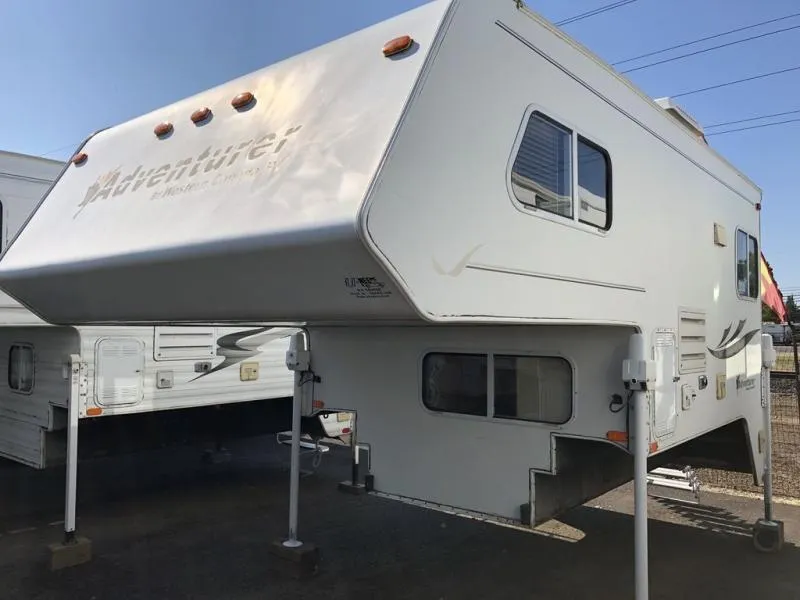 2002 Adventurer Adventurer 90FWS - Photo 4