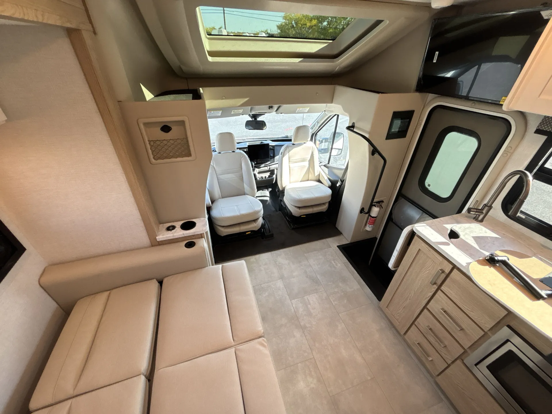 2026 Thor Motor Coach Freedom Elite Transit 24KE — living area main