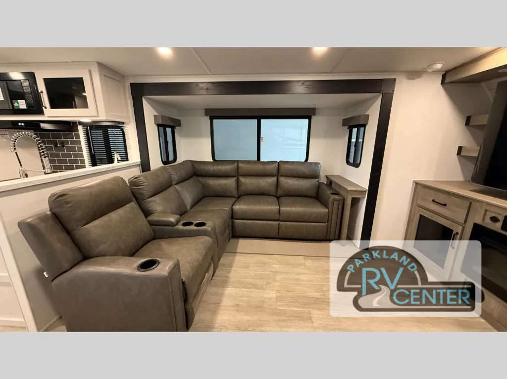 2027 Forest River Solaire 3300FLBS, Photos photo 26