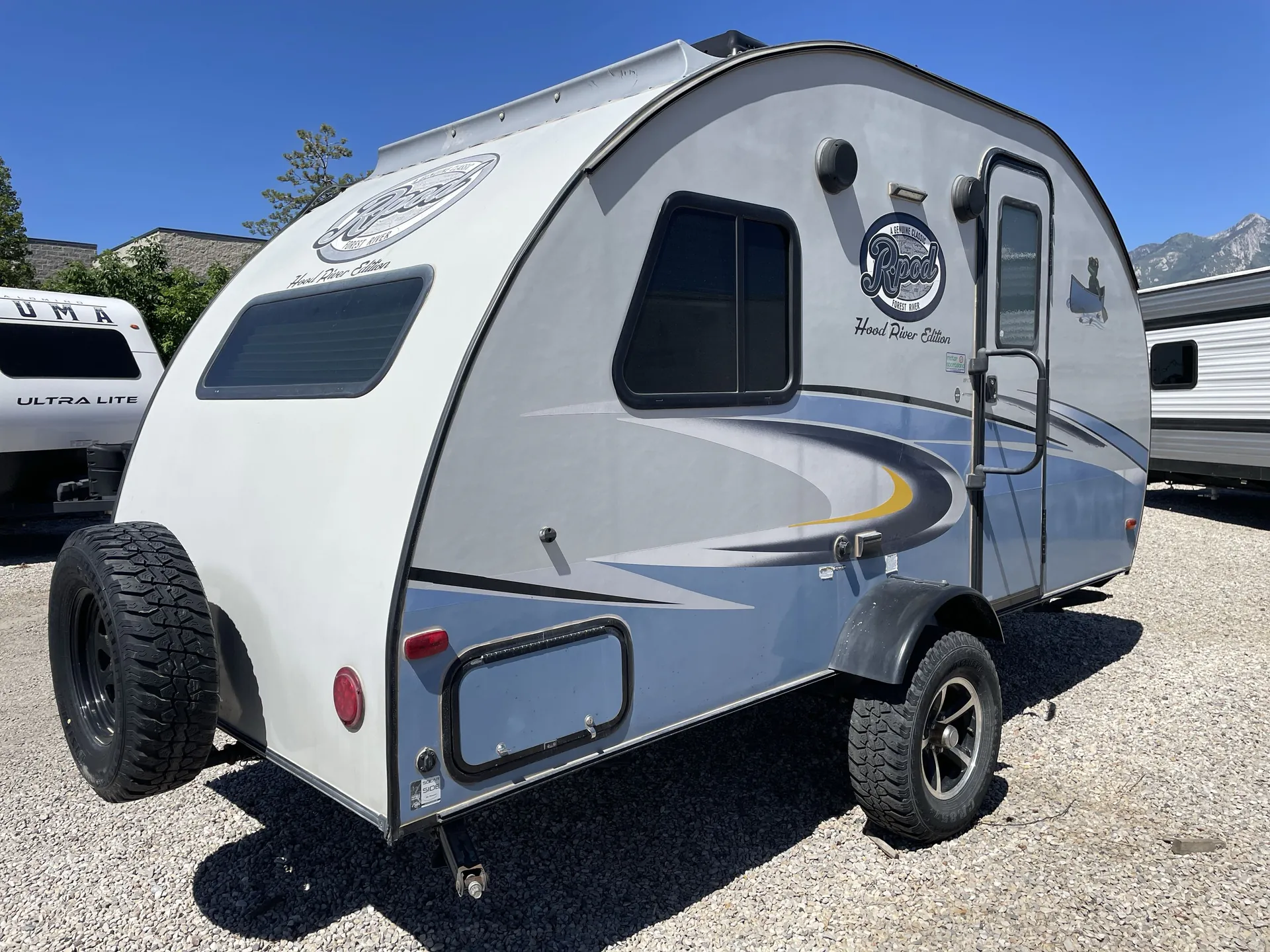 2019 Forest River R-Pod Hood River 172 — living area main