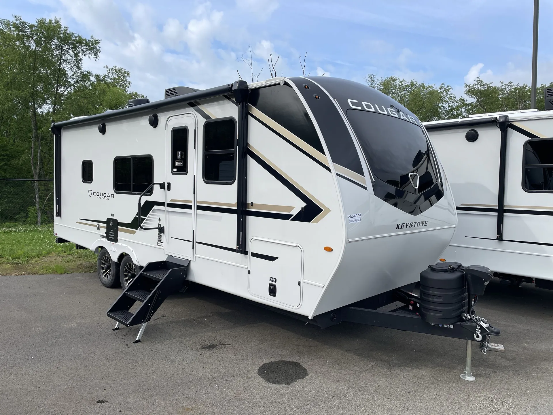2026 Keystone Cougar Half-Ton 22MLS - Photo 2