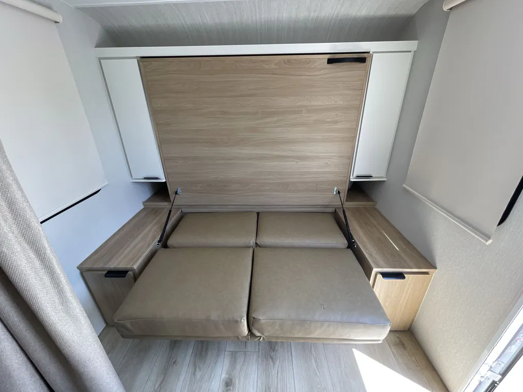 2027 Winnebago Micro Minnie 2108DS, Photos photo 14