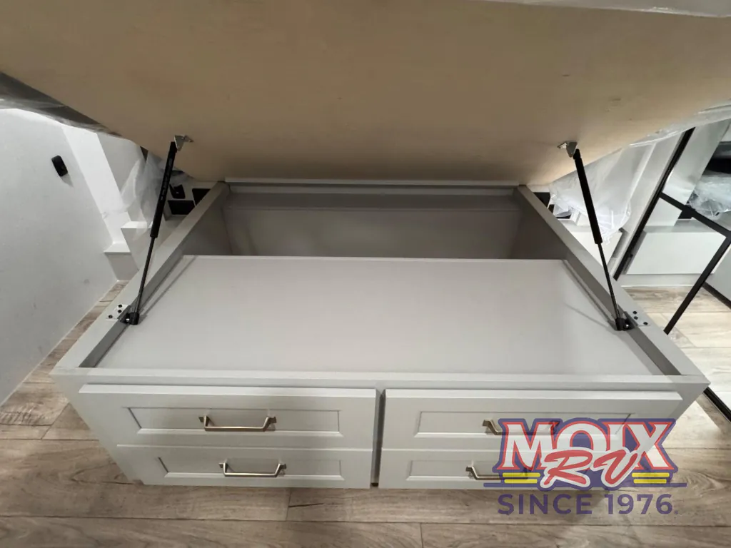 2026 Brinkley Model G 4100, Photos photo 93