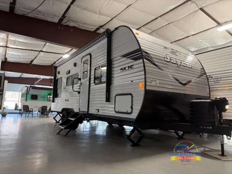 2026 Jayco Jay Flight SLX 210QB - Photo 2