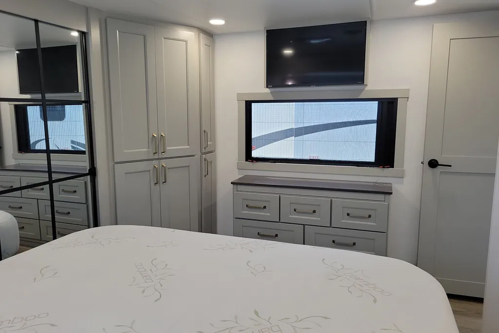2025 Brinkley Model G 3500, Photos photo 27