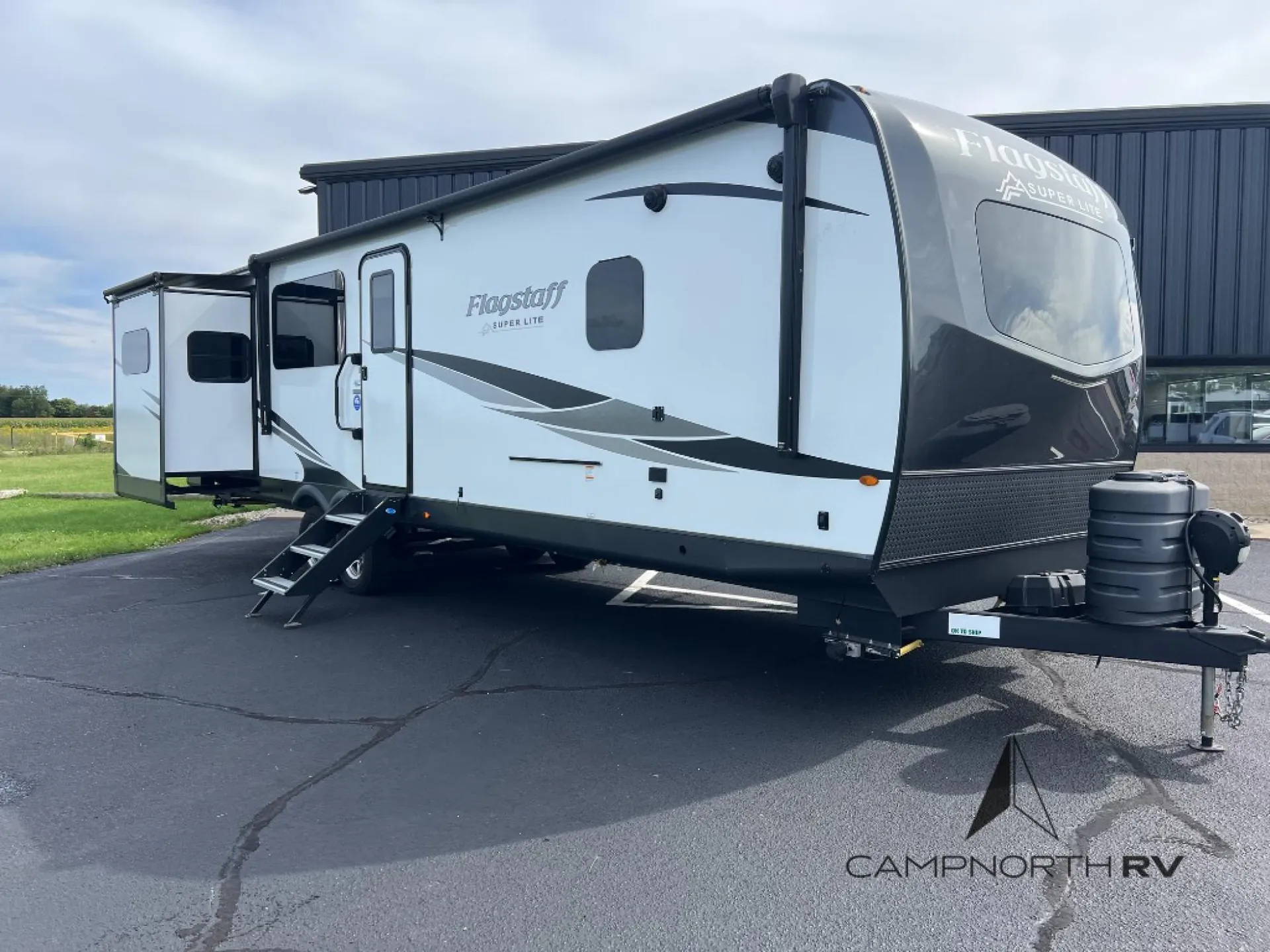 2024 Forest River Flagstaff Super Lite 29RLS - Photo 2
