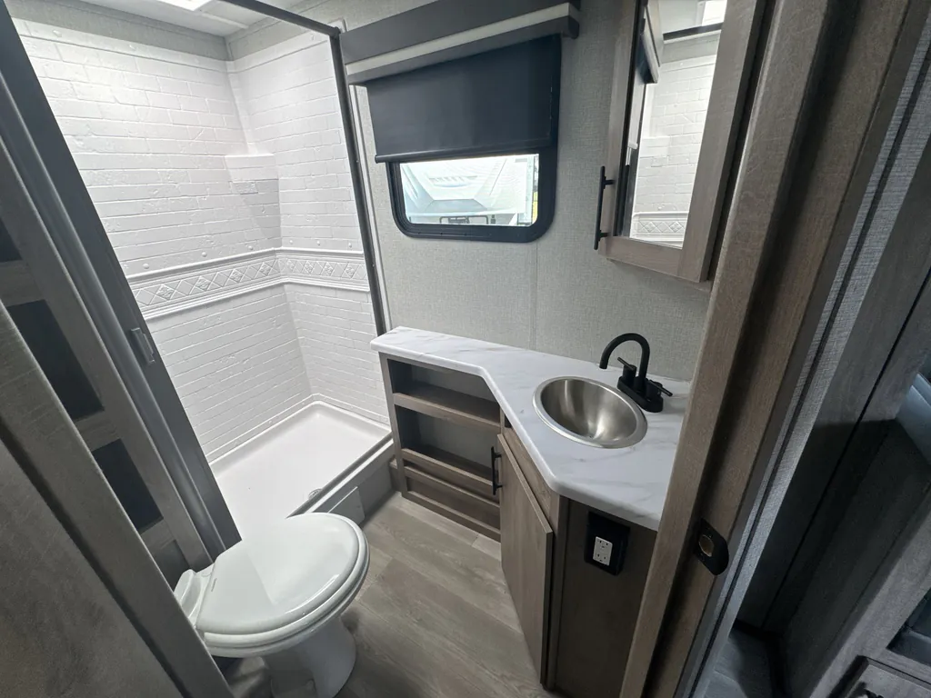 2024 Grand Design Imagine XLS 25DBE, Photos photo 18