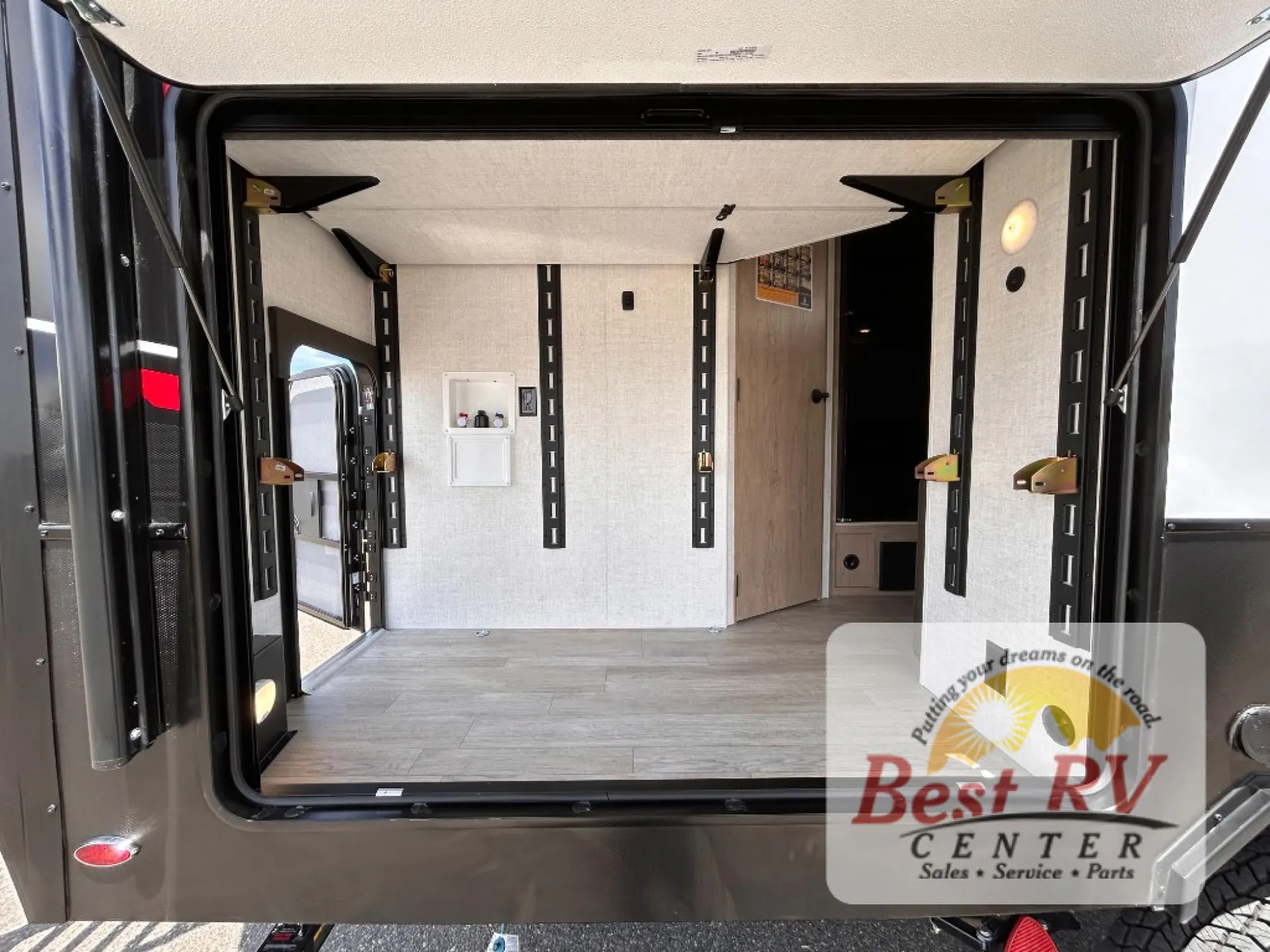 2026 Ember RV Overland Series 190MSL - Photo 4