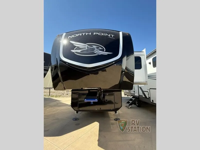 2025 Jayco North Point 365RKTS - Photo 4